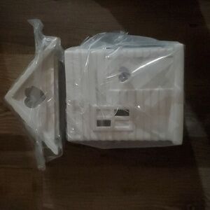 Scentsy Built with Love House Wax Warmer Dish in White NEW